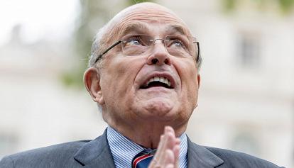 Rudy Giuliani indagato in Georgia per interferenze nel voto 