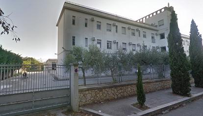 Maltrattamenti e violenze in Rsa, licenziati 13 dipendenti a Manfredonia