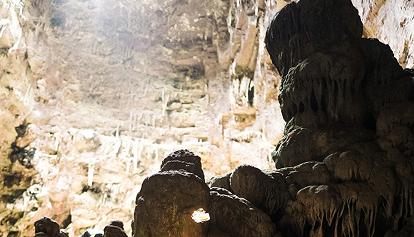 "Peter Pan" debutta alle grotte di Castellana