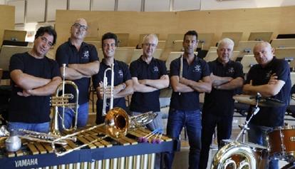 I Buzzing Jars Brass Band al debutto al Lirico di Cagliari