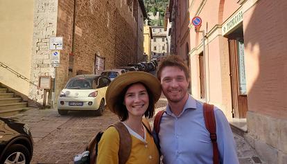 Amanda e Raffaele in vacanza a Gubbio