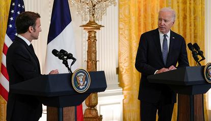 Joe Biden: Emmanuel Macron non è soltanto il leader della Francia ma anche dell'Europa