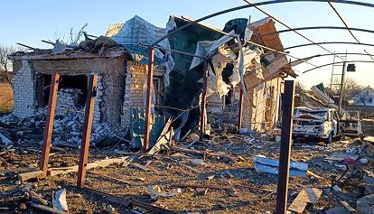 Missili russi nella zona di Zaporizhzhia: 2 morti. Razzo caduto in Moldavia