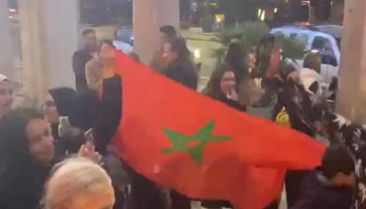 La festa in via Roma per i tifosi marocchini - IL VIDEO
