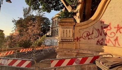 Muro pericolante in via Porcell, in arrivo interventi dell'Università di Cagliari