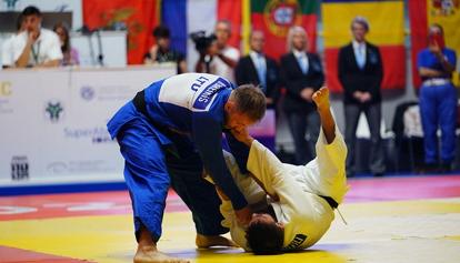 A Cagliari i campionati europei di judo per atleti paralimpici ipovedenti e ciechi