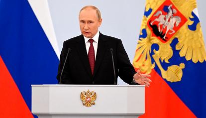 Putin annuncia l'annessione: "Il popolo ha fatto la sua scelta, l'Occidente ci vuole colonia"
