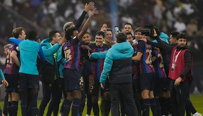 Barcellona - Real Madrid 3-1, tre errori madrileni regalano la Supercoppa spagnola al Barça