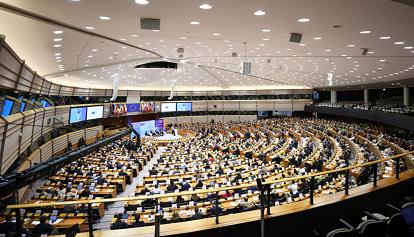 Il Parlamento europeo condanna l'Italia, l'Ungheria e la Polonia per la retorica anti-LGBT