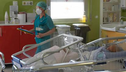 Neonato morto al Pertini, il neonatologo: “L’autopsia dirà se il piccolo è morto per soffocamento"