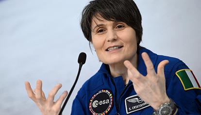 Samantha Cristoforetti: "Mi occuperò di Gateway, la stazione spaziale in orbita intorno alla luna"