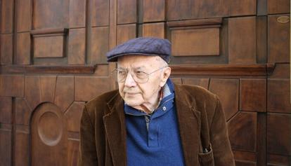 Addio a Giampiero Neri. Il poeta 95enne esordì nel 1976 e divenne una colonna della "linea lombarda"