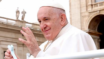 Papa Francesco: "Il mondo sarà migliore se tra uomini e donne ci sarà parità nella diversità"