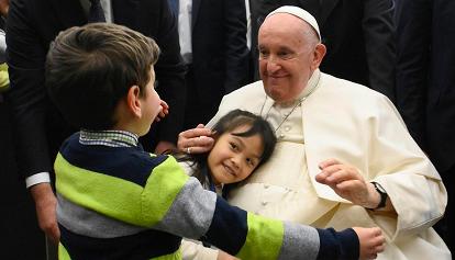 Papst fordert humanitäre Korridore für Migranten