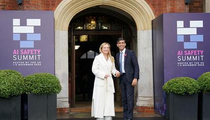 A Londra vertice sull'Intelligenza Artificiale, tra i leader anche Giorgia Meloni - La presidente del Consiglio Giorgia Meloni ha avuto un incontro con il premier britannico Sunak