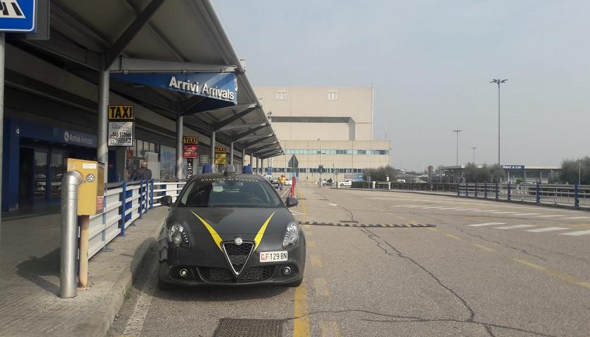 La Finanza all'aeroporto Catullo di Verona