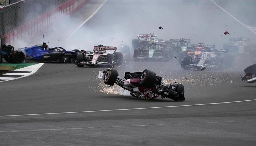 Der Unfall von Formel-1-Fahrer Guanyu Zhou  