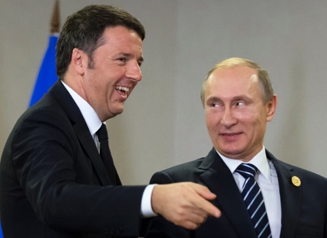 Telefonata Renzi-Putin: "Avanti con la cooperazione sui progetti  energetici" - Rai News