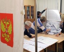 Elezioni in Russia, il partito di Putin al 49,79 %. L'opposizione denuncia brogli