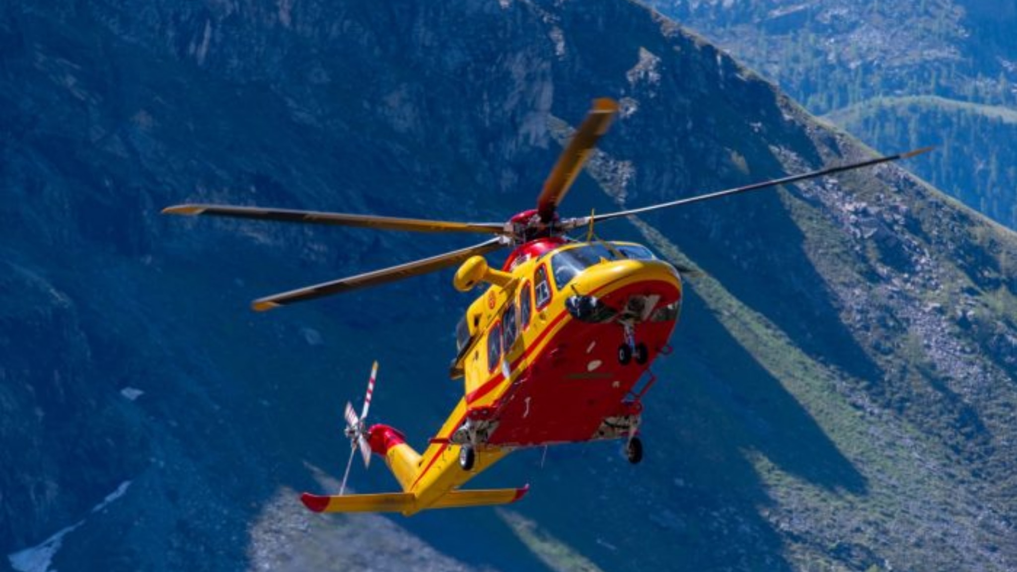 Recuperato alpinista caduto in un crepaccio nel ghiacciaio del Verra, sul Monte Rosa