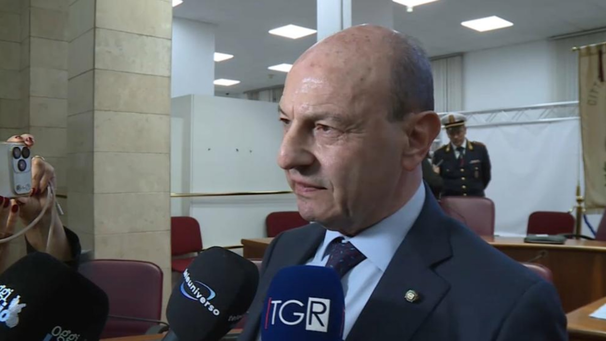 Frosinone, Mastrangeli resta alla guida del Comune: ritirate le dimissioni