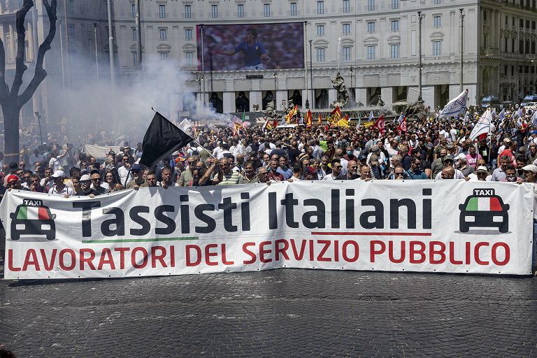 Sciopero Taxi, Manifestazione dei tassisti a Roma