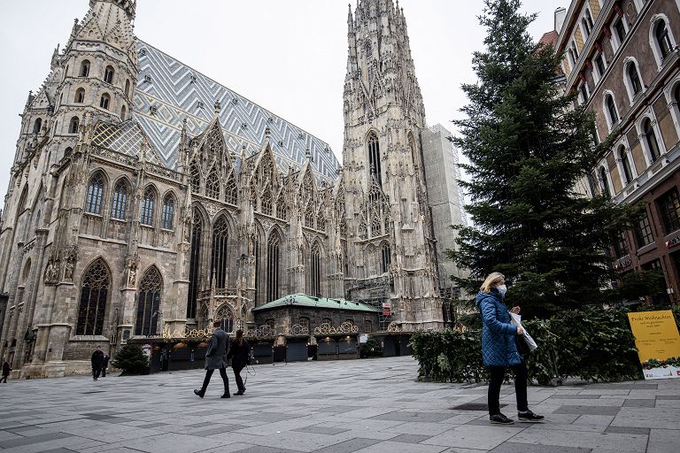 Mercatino di Natale nel centro di Vienna