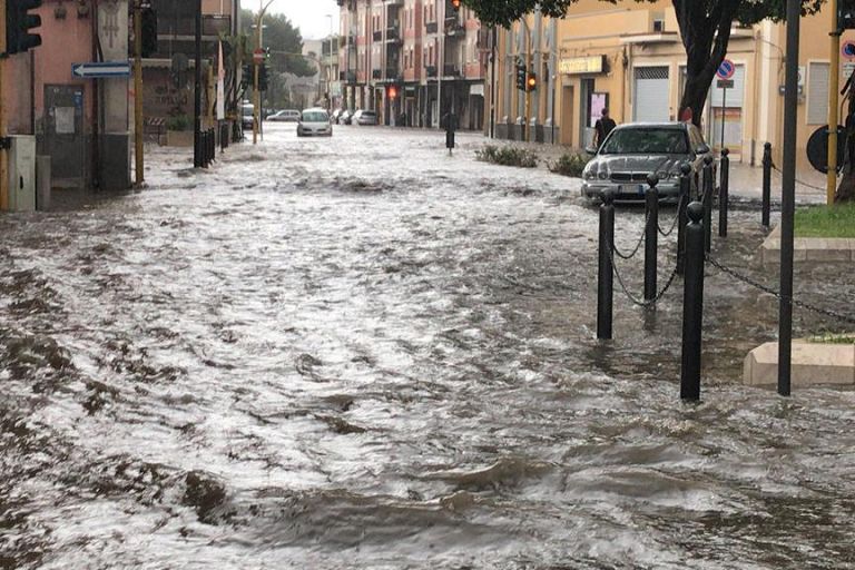 Maltempo: nubifragio su Cagliari