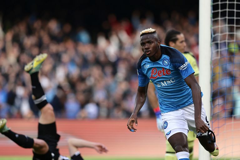Napoli vs Udinese: Victor Osimhen esulta dopo il gol 1-0