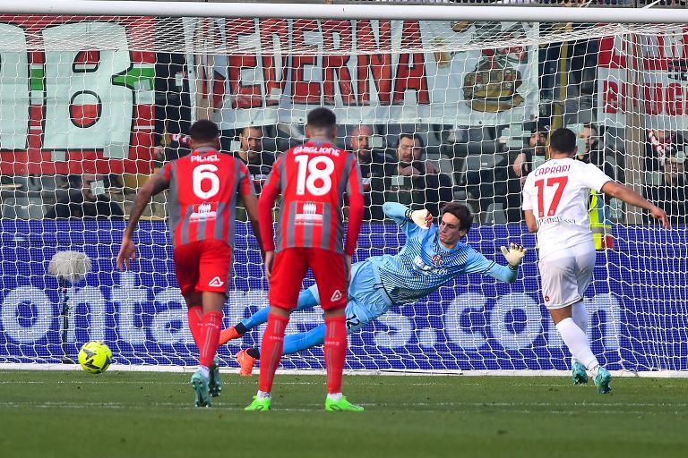 Cremonese vs Monza: gol 0-2 Gianluca Caprari 