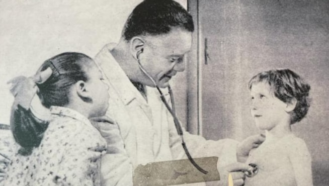 Ospedale Niguarda, Professor De Gasperis con la piccola Augusta