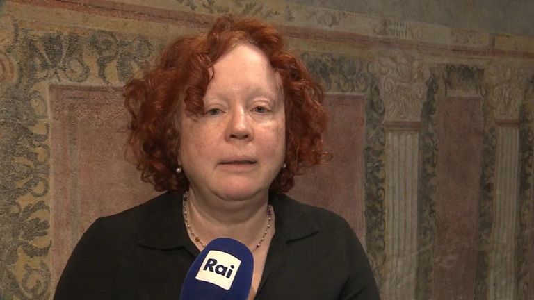 Linguistin Birgit Alber möchte gefährdete Minderheitensprachen und Dialekte vor dem Aussterben bewahren.
