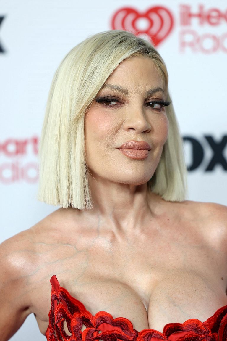 Tori Spelling all'iHeartRadio Music Awards 2026 